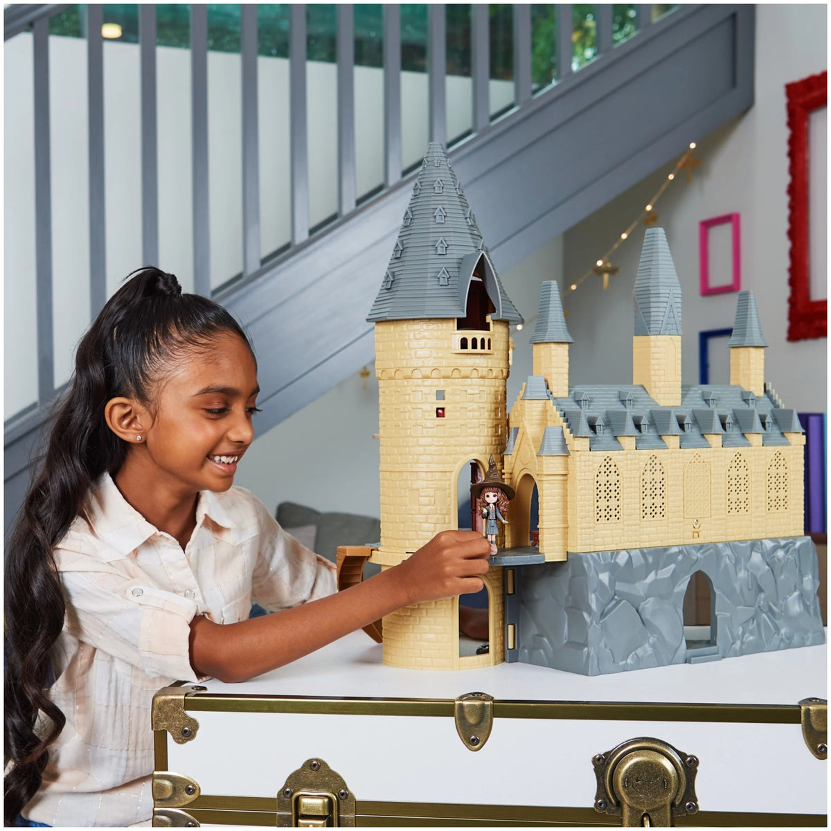 Hogwarts Castle with Lights and Sounds W8465