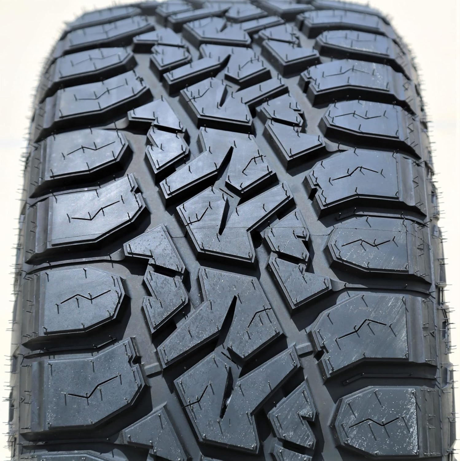 All-Terrain Mud Off-Road Light Truck Radial Tire 33X12.50R20LT 10-Ply BSW K7481