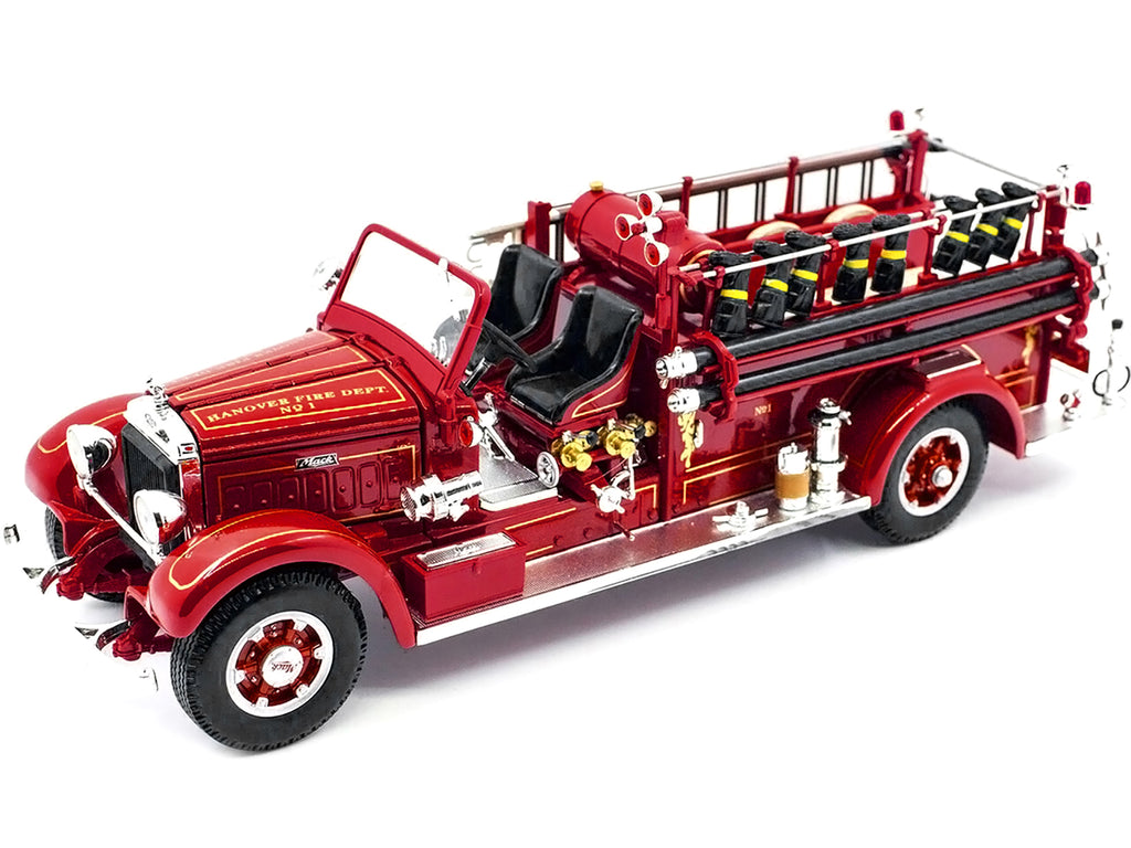 Red 1/24 Diecast Fire Engine Truck Model S885