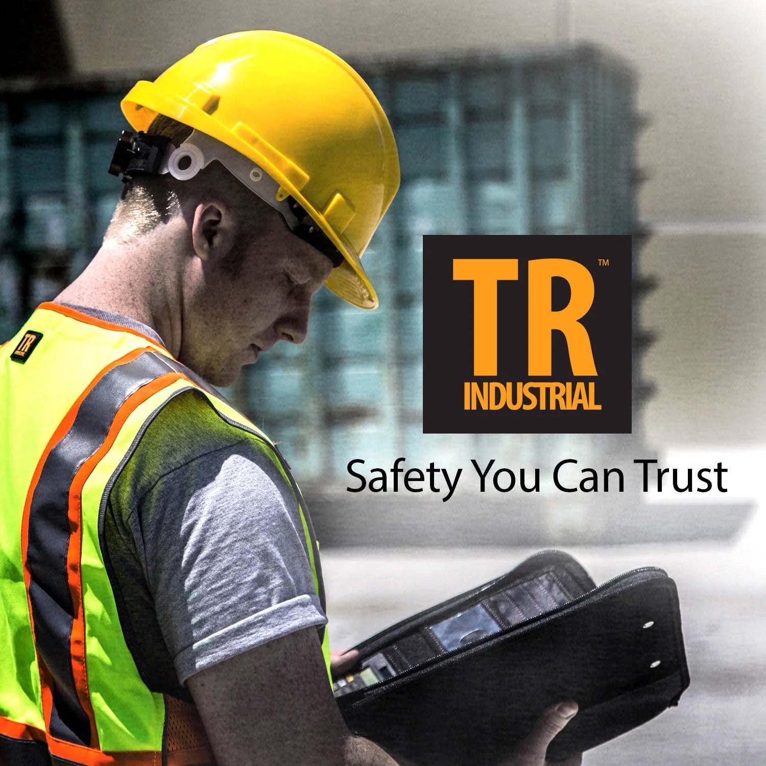 3M Safety Vest with Pockets and Zipper, Class 2 F356