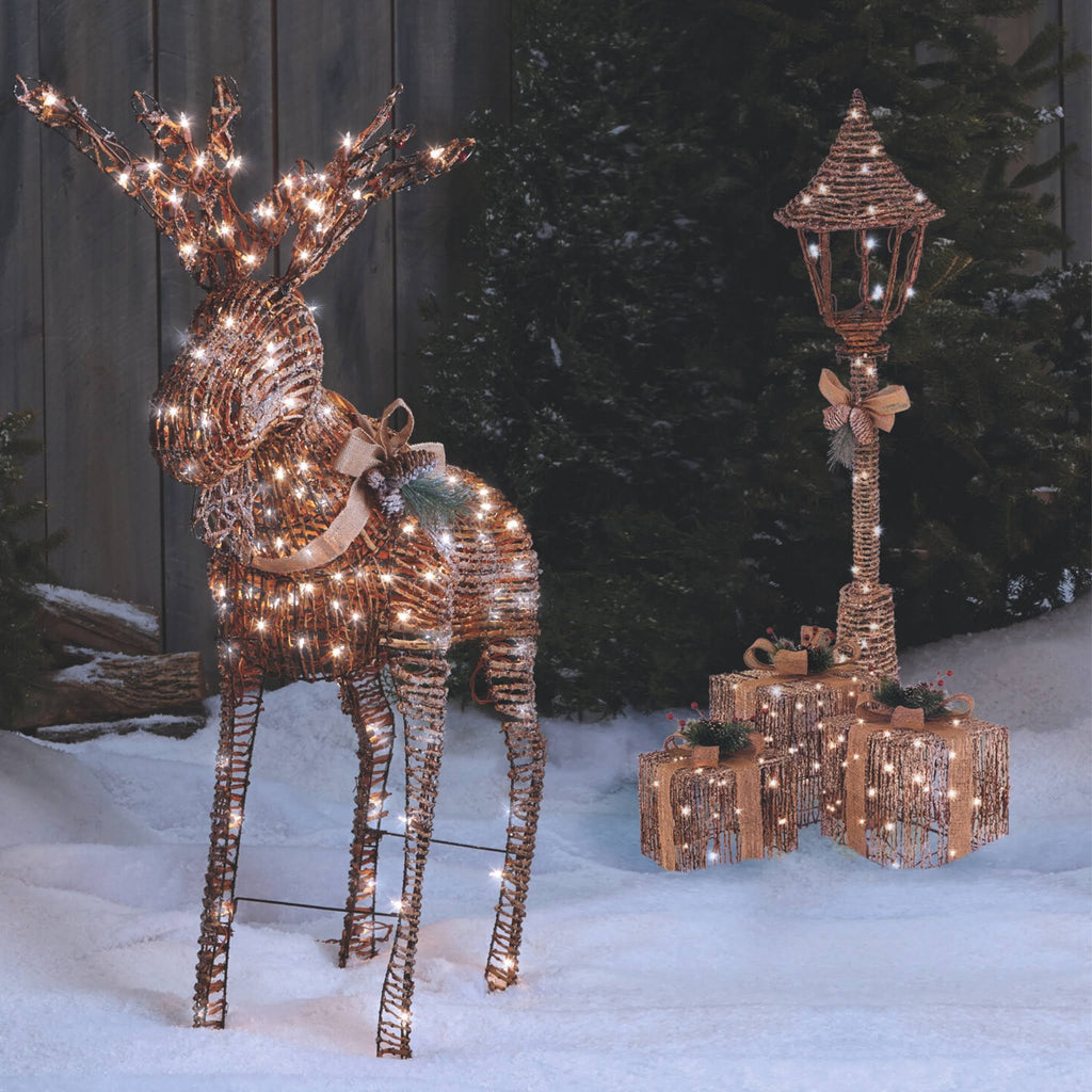 Pre Lit Incandescent 5 Foot Frosted Lamp Post Christmas Lawn Decoration R800