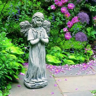 Praying Angel Garden Statue X384337