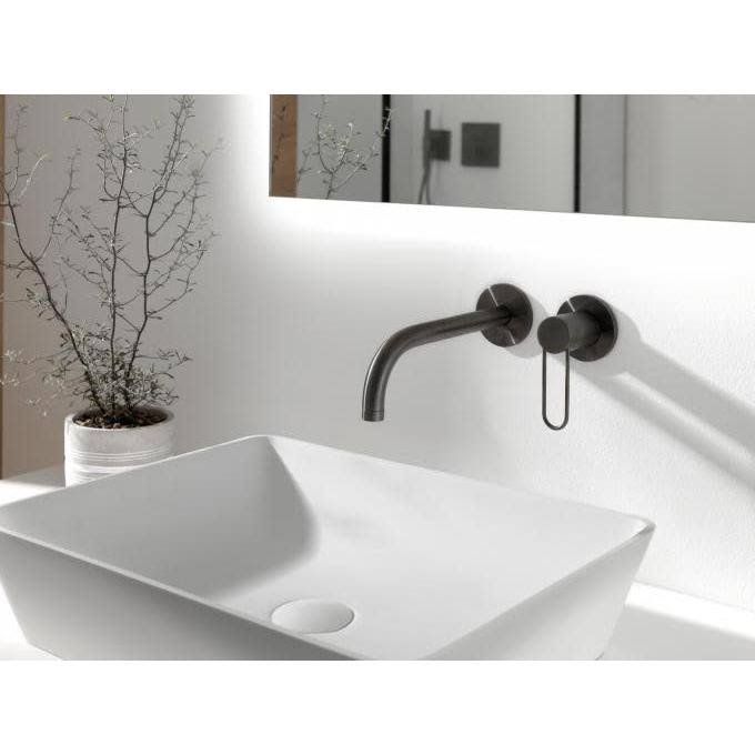 Single Handle Wall Mounted Bathroom Faucet Q496