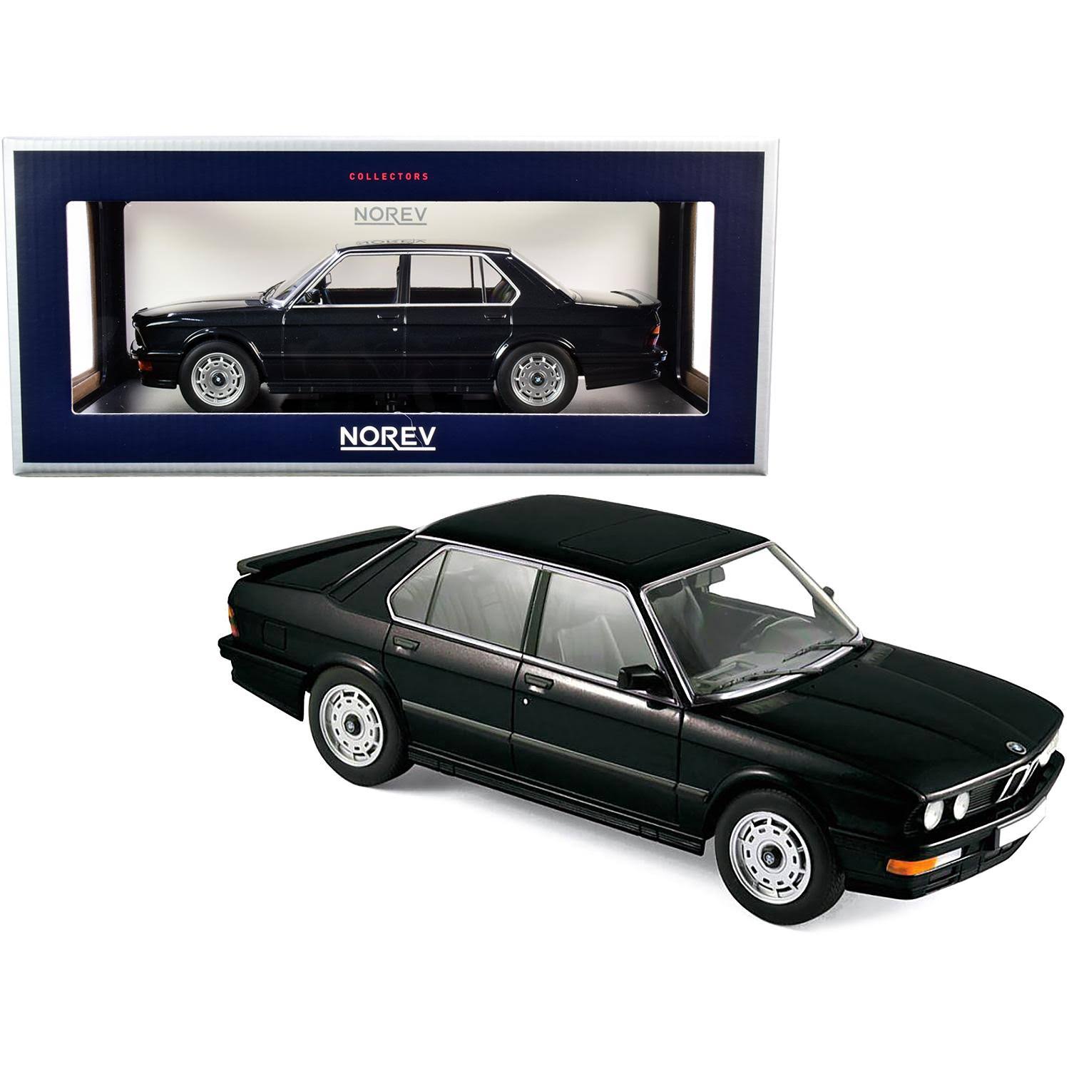 Black Metallic 1/18 Diecast Model Car M533