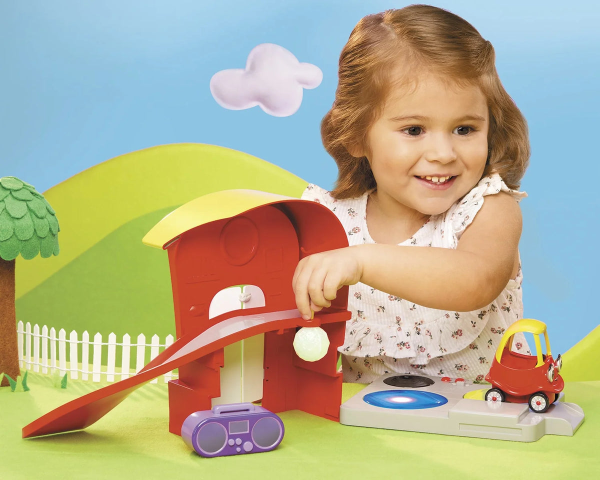 Musical Playset with Lights and Sounds and Mini Push and Play Vehicle X62374