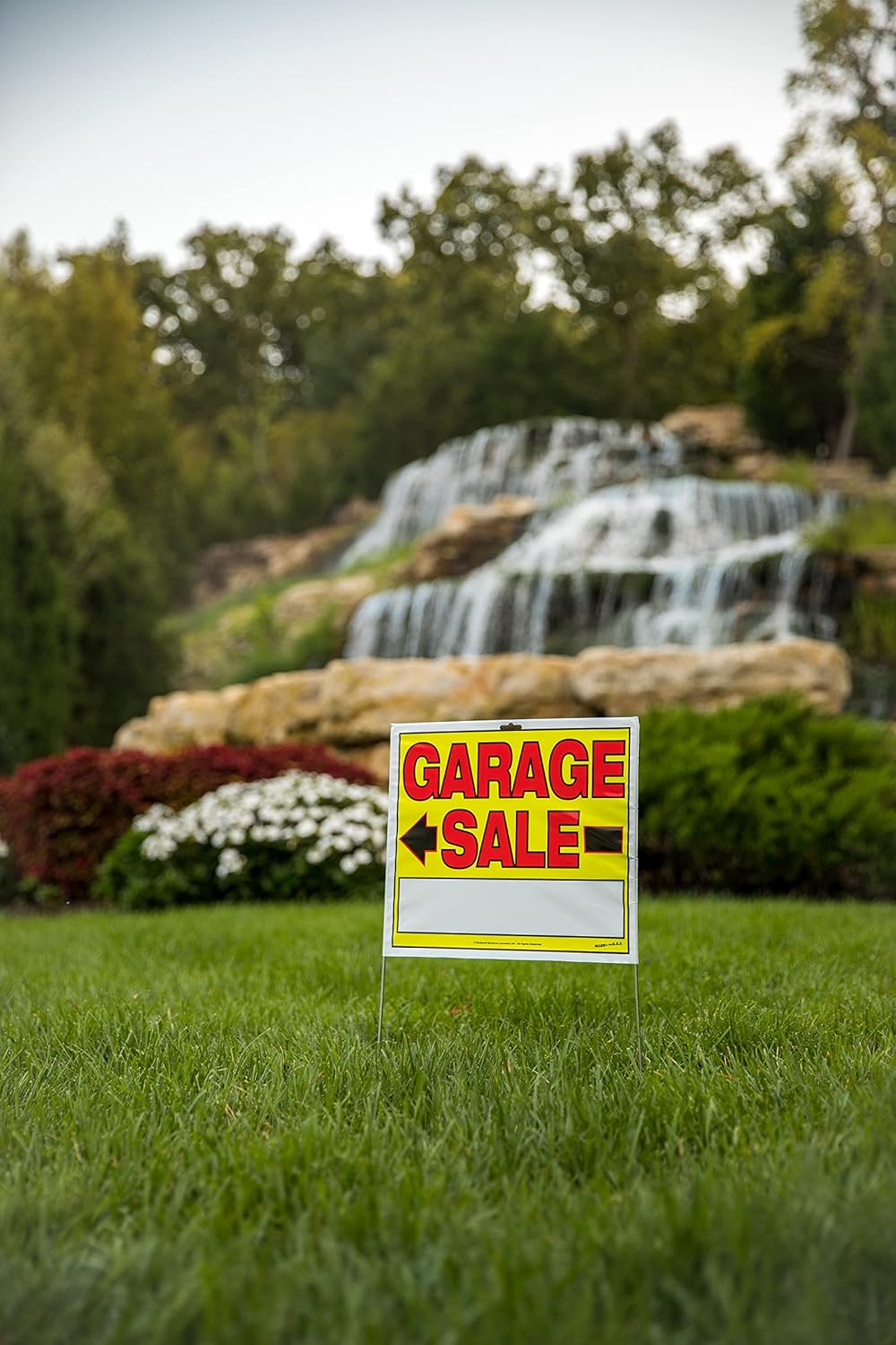 Garage Sale Sign with metal U-Stake, Double Sided, 22" x 32", 10 Pack Z60062