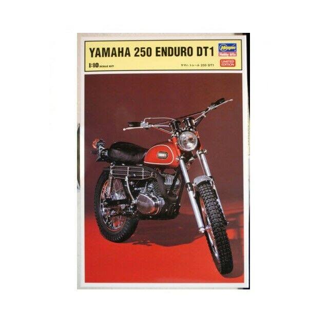 1/10 Yamaha Trail 250DT1 Plastic Model B84800