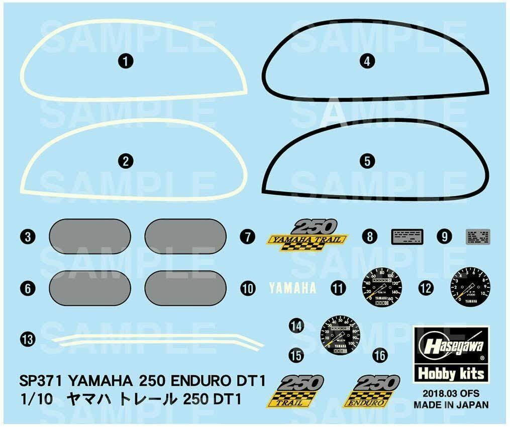 1/10 Yamaha Trail 250DT1 Plastic Model B84800