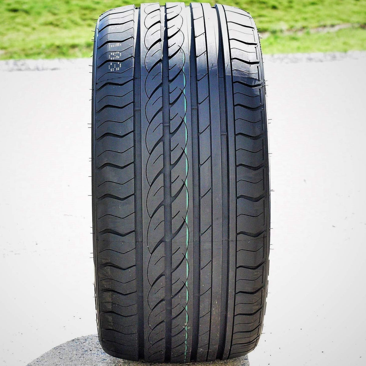 Set of 2 All-Season High Performance Radial Tires 275/35R20 98W O583382