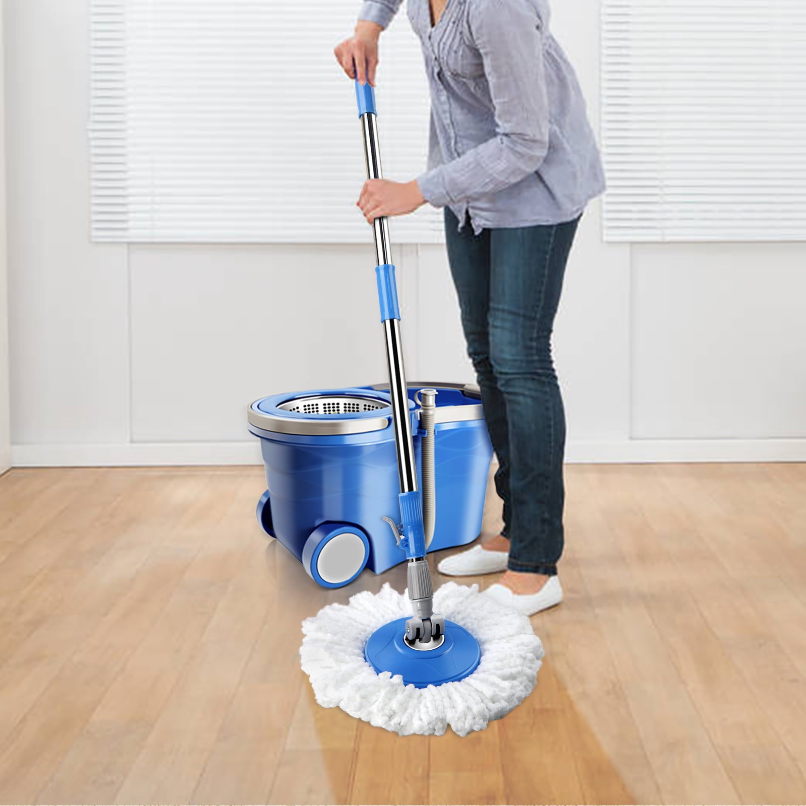 Spin Mop and Bucket System with Wringer, 5 Microfiber Mop Heads J362787